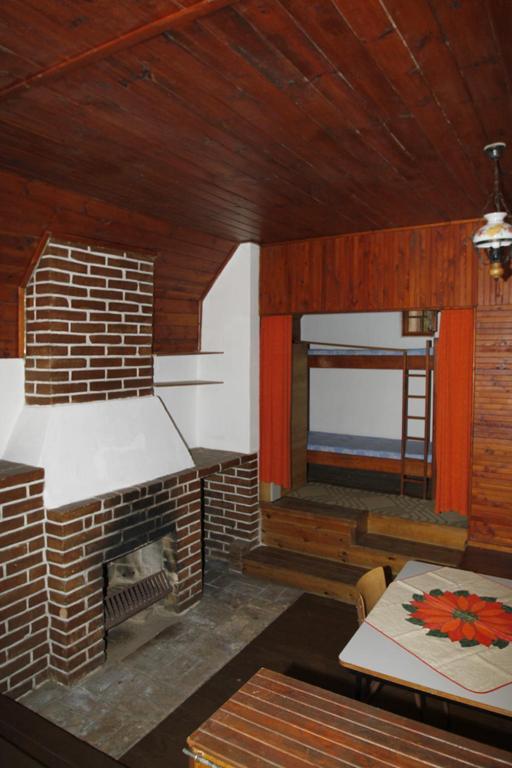 Rekreacni Areal Adamec Hotell Ledenice Rum bild