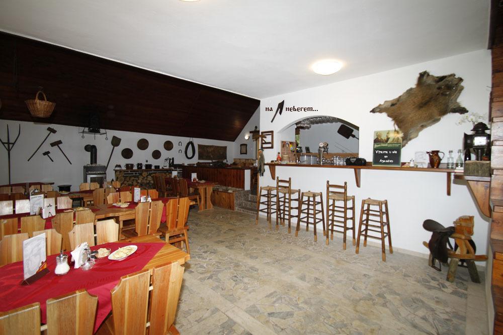 Rekreacni Areal Adamec Hotell Ledenice Exteriör bild